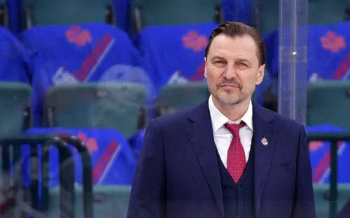 В НХЛ ждут русского тренера. Но переходу могут помешать былые обиды