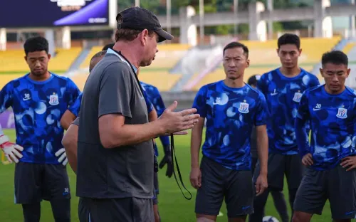 Слуцкий в чемпионской гонке. Но главный шанс «Шанхай Шэньхуа», похоже, упустил