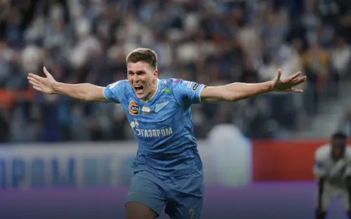 Петербург аплодировал Соболеву стоя. Александр сохранил шансы «Зенита» на трофей