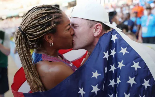 Золотой поцелуй. Уникальное достижение ОИ бегуна без ног и его любимой