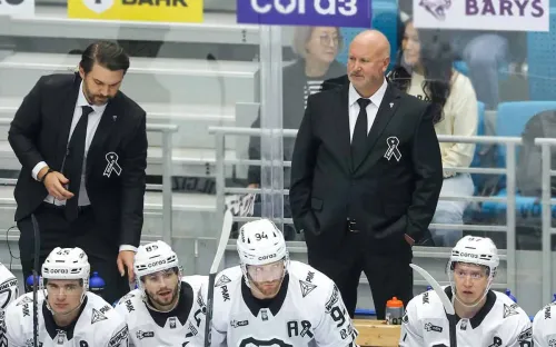 Неудачно начавший сезон «Трактор» сыграет с «Нефтехимиком». Заберут 2 очка на выезде?