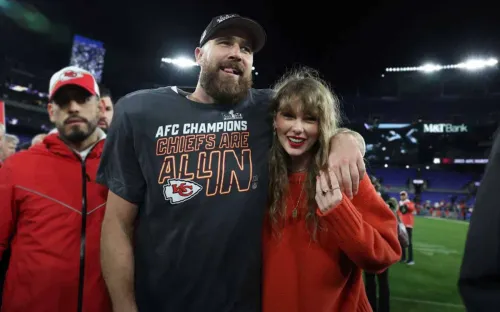 Брутальный футболист покорил саму Тейлор Свифт. Даже кошка поп-звезды богаче атлета