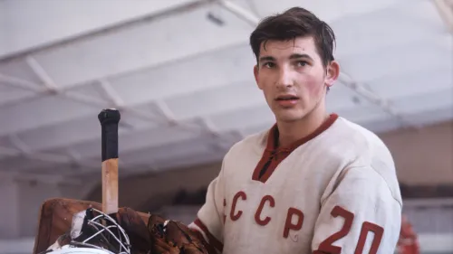 Генерал Третьяк был против. Как легендарного вратаря обманом не пустили в НХЛ