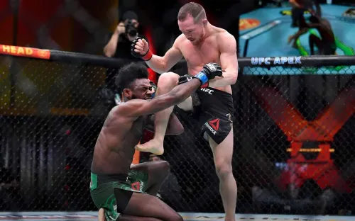 Нокдаун Петра Яна оказался роковым. Судья принял ужасное для россиянина решение