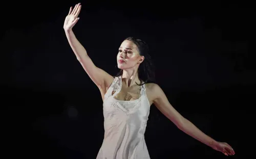 Колготки против экипировки. Как детские воспоминания Загитовой повлияли на её школу