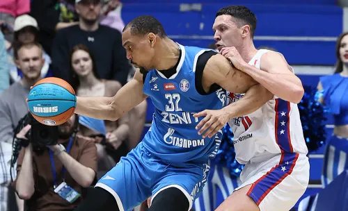 «Зенит» разгромил ЦСКА и сравнял счёт в серии. Повторят ли успех в выездной игре в Москве?