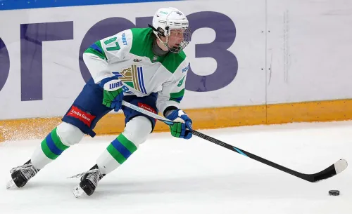 В КХЛ — звезда с потенциалом Овечкина. В Монреале теперь смотрят матчи «Салавата»