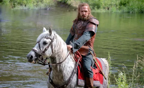 Разогнался на лошади до 80 км/ч. «Князь Андрей» и его помешательство на спорте