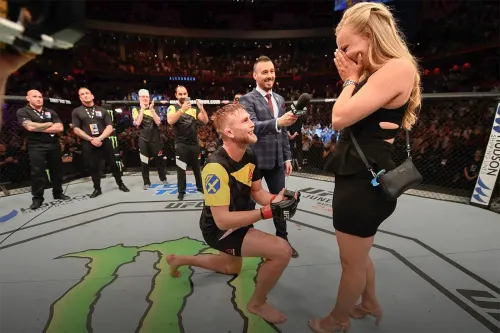 Боец UFC победил и встал на колено. Всё ради главного поступка в жизни