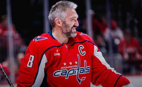 Пробил 1800 очков в НХЛ и снова обошёл Гретцки. Овечкин крушит все рекорды легенд