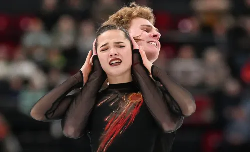 Щербакова впечаталась головой в борт. Ужасное начало чемпионата России в фигурном катании