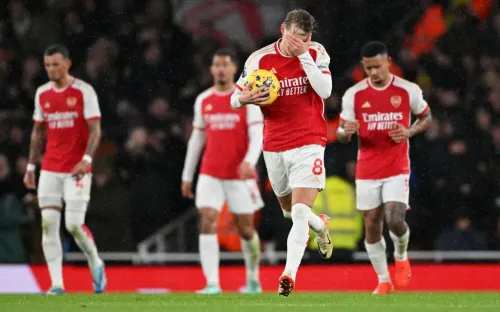 Судейский скандал в Англии. Спорный гол не позволил «Арсеналу» вернуть лидерство