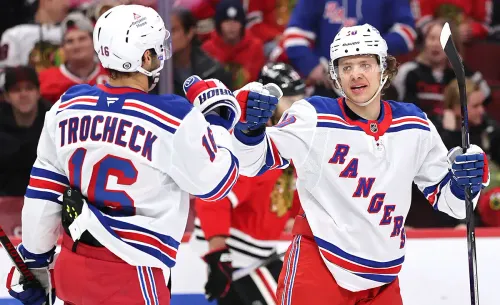 «Чикаго» — «Рейнджерс». Наберёт команда Панарина очки в пятом матче подряд?