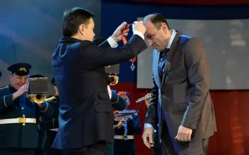 Собирали ногу по частям. Российский тренер ценой здоровья спас жизнь 6-летнего мальчика