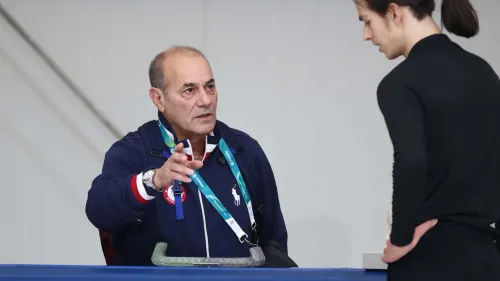 Мысль Костылевой по Арутюняну потеряла смысл. Легенда не выбрал Россию – это просто жизнь