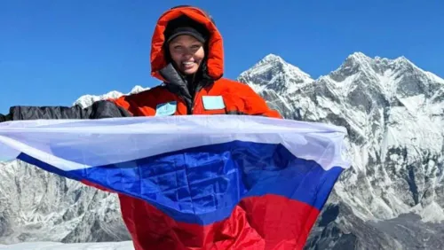 Из «Дома-2» на вершину мира. Как Виктория Боня покоряла Эверест и Марата Сафина