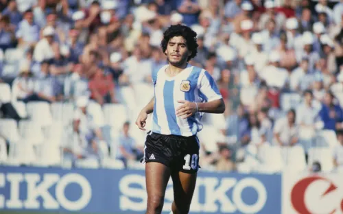 Марадона против аргентинских боевиков. Как сорвался трансфер легенды в Англию 