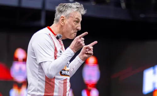 Команду Кузнецова выгнали с турнира. Теперь он грозится уйти из медиафутбола