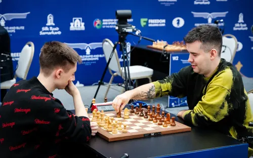 Русских шахматистов обвинили в договорняке. Непомнящий и Дубов бьются за мировой титул