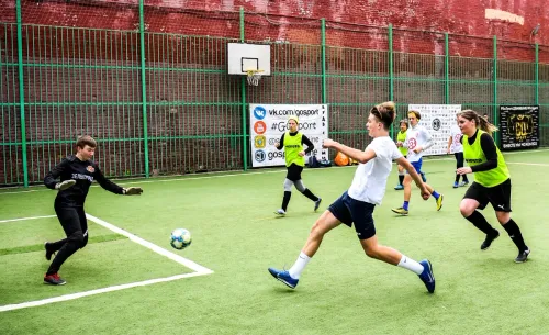 Футбол правит балом, но плавание и шахматы наступают. Анатомия массового спорта в России