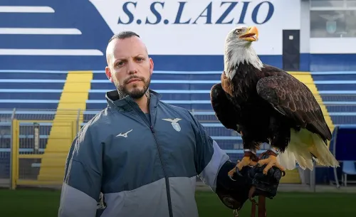 В Италии фашистский скандал. В симпатиях к Муссолини подозревается сокольничий «Лацио»