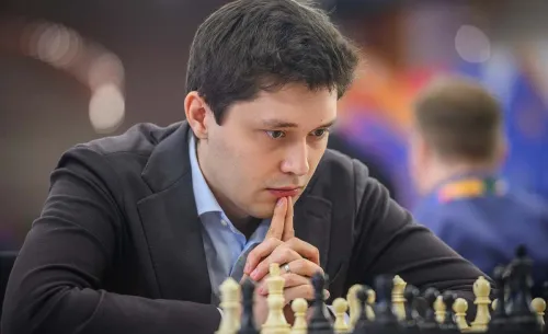 Шахматный рыцарь из Новочеркасска. Как Андрей Есипенко вернул веру в российскую корону