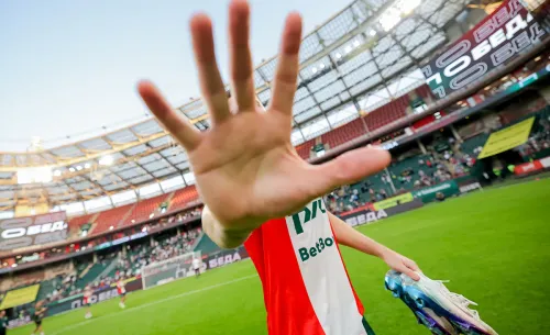 «Я выбрал идти против всех». История фаната «Локомотива» из Сальвадора