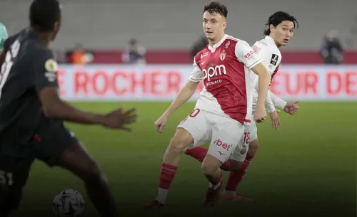 Головин обострил чемпионскую интригу во Франции. В Испании четыре претендента на титул