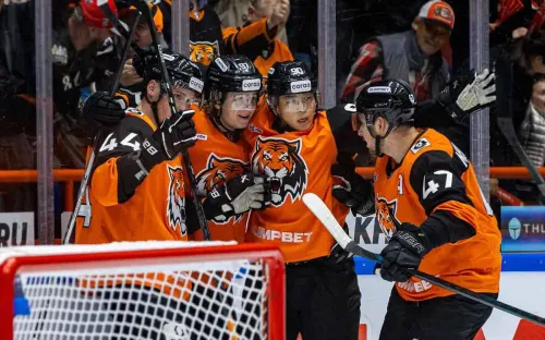 Прогноз на матч КХЛ «Амур» – «Лада». «Тигры» одержат четвёртую победу подряд?