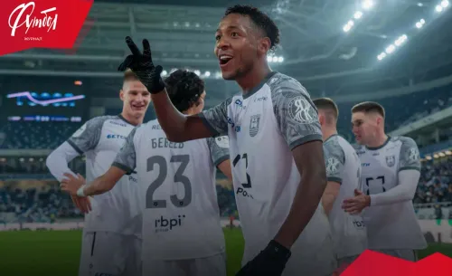 Нехилый страйкер растёт вместе с «Балтикой». Секреты главного богатыря Талалаева