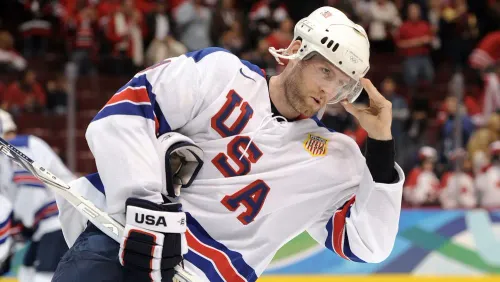 «Трёхглазые уродины из Чернобыля». Хоккеист из США гадко проехался по русским женщинам