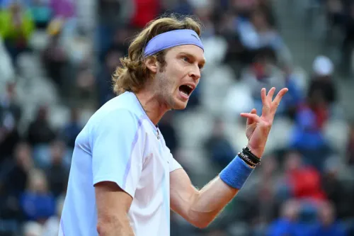 «Б**ь н**й с**а». Рублев научил европейского судью русскому языку