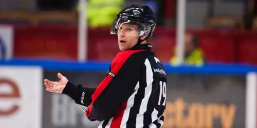 Судья героически спас жизнь хоккеисту во время матча. Бедняга уже не дышал