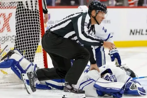 Жуткая травма русского вратаря «Торонто». Илью сломал свой же игрок