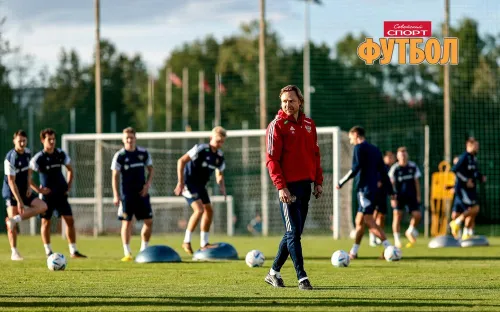 Сборная Карпина — кринж или работа на будущее? Две позиции обозревателей «Совспорта»