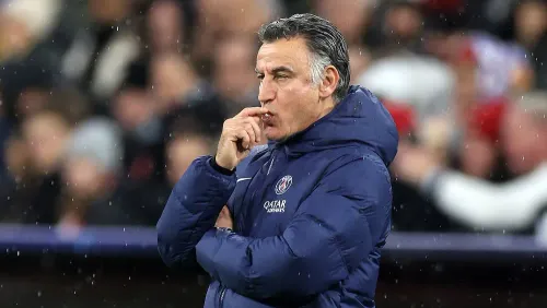 «Слишком много черных и мусульман». Тренер "ПСЖ" арестован за расизм