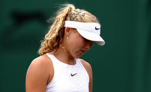 Не надо нервничать, Мирра! Финалистка «Шлема» переиграла юную россиянку