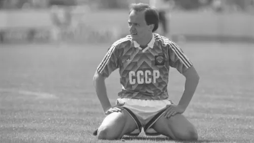 Магазинная кража ценой в карьеру. А ведь легенда советского футбола даже не был виновен