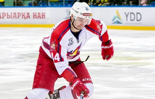 Разбили голову пивной кружкой. Экс-хоккеист ЦСКА попал в реанимацию