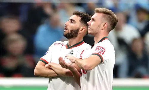 «Локомотив» переехал «Зенит». Глушенков разрывал, а Тикнизян устроил массовую драку