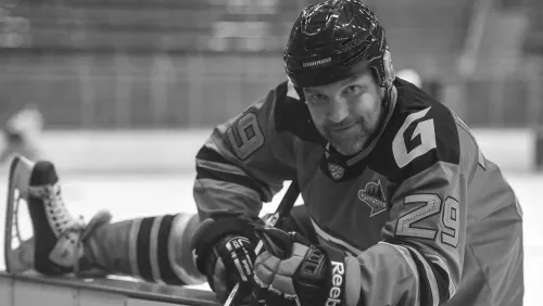 «Ястреб должен лететь вверх». Ушёл из жизни Евгений Хацей – легенда и любимец Омска и России