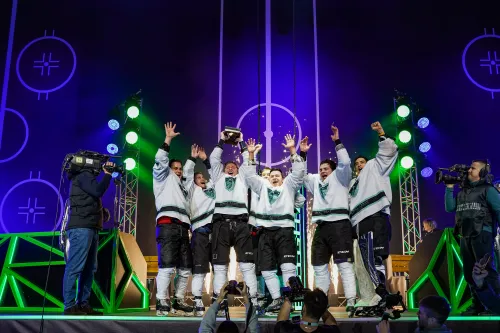 Московская команда Cosmos стала победителем Фиджитал Игр по хоккею