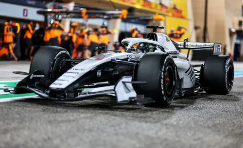 В «Формуле-1» – новая эпоха: странный фаворит, Леклер после свадьбы и красивый «Кадиллак»