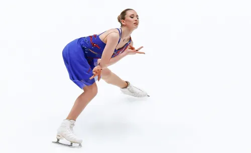 «Дешёвый цвет и нотка пошлости». Почему фанаты захейтили новую Валиеву