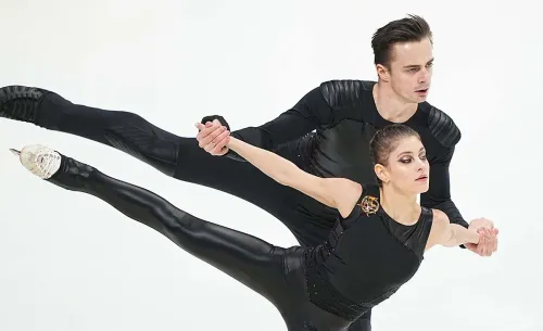 «Последние выходные были в роддоме». Косторная – о травме колена и «Ледниковом»