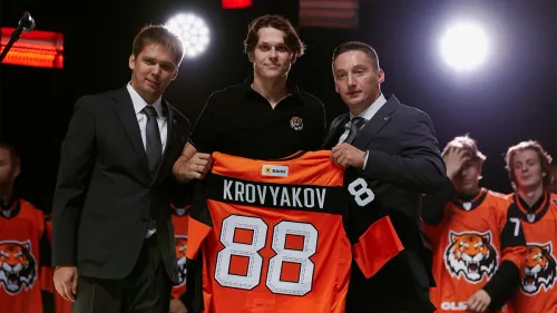 «Амур» способен «пошуметь» в плей-офф КХЛ». Кровяков – о СКА, «Спартаке» и Дальнем Востоке