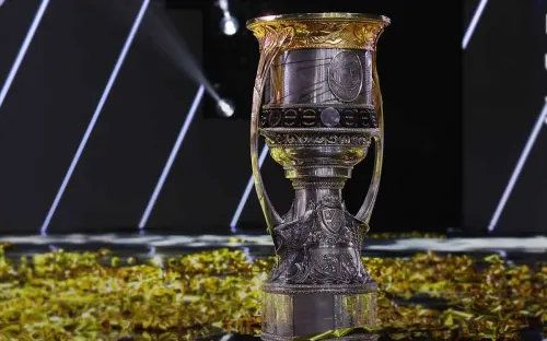 Гагарин на всех. Стартует самый непредсказуемый сезон КХЛ в истории?