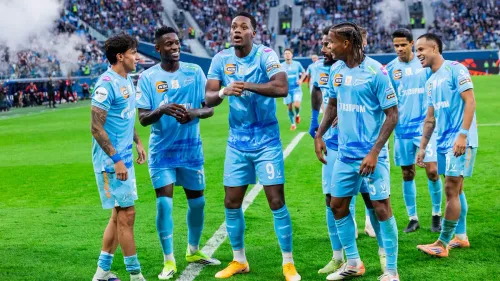 В России — новый лимит на легионеров. Помните, как менялись правила в нашем футболе?