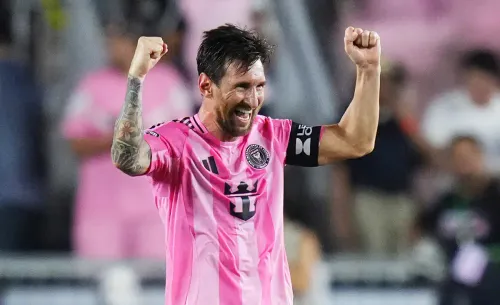 В 38 разносит как в 20! Месси в одного затащил клуб Бэкхема в финал