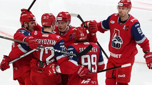 800-й матч Радулова, судейский ляп и тройной обмен. Итоги дня в КХЛ